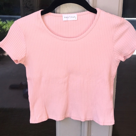 crop top - Picture 1 of 2